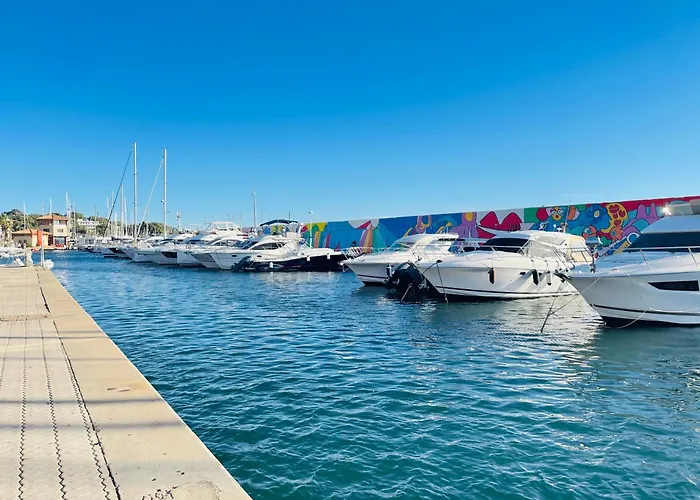 Beau 3 Pieces Vue A St Raphael - Piscine Апартаменты *