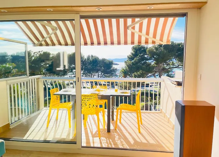 Beau 3 Pieces Vue A St Raphael - Piscine * Сен-Рафаэль