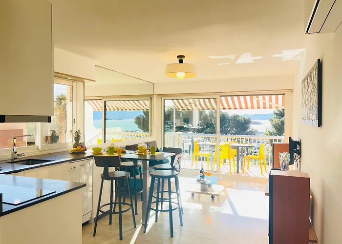 Beau 3 Pieces Vue A St Raphael - Piscine * Сен-Рафаэль