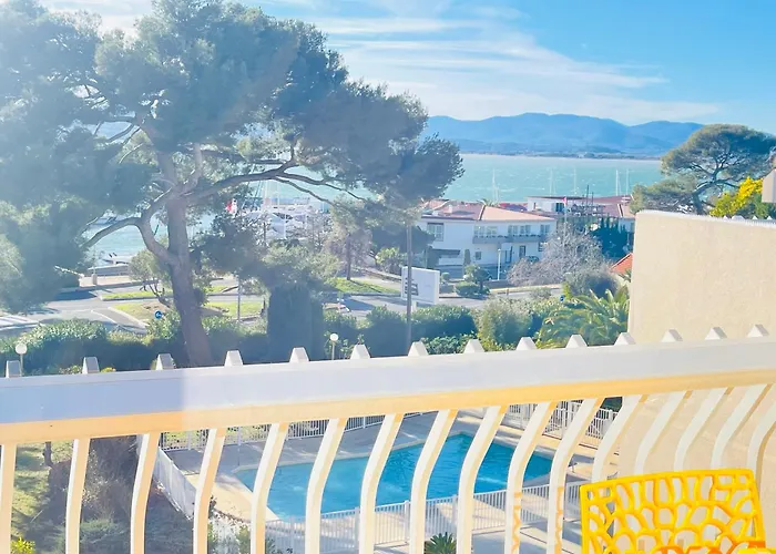 Апартаменты Beau 3 Pieces Vue A St Raphael - Piscine