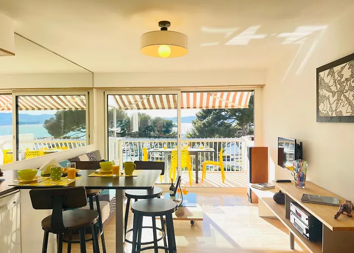 Beau 3 Pieces Vue A St Raphael - Piscine Апартаменты Сен-Рафаэль